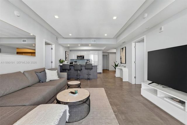 1010 Brickell Av 4203, Miami, FL 33131