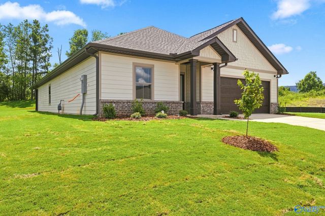 7211 Holly Creek Drive, Owens Cross Roads, AL 35763