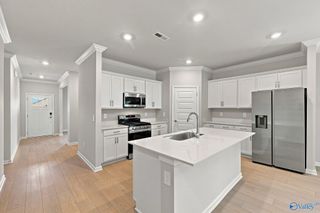 7211 Holly Creek Drive, Owens Cross Roads, AL 35763