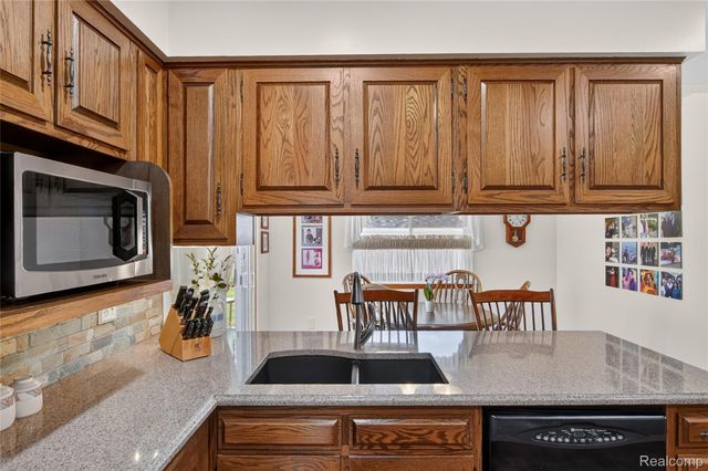 1792 Capitol Avenue, Lincoln Park, MI 48146