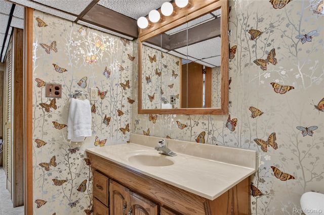 1792 Capitol Avenue, Lincoln Park, MI 48146