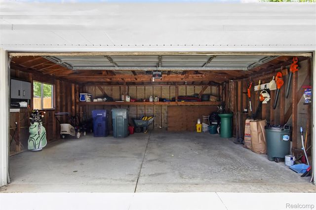 1792 Capitol Avenue, Lincoln Park, MI 48146