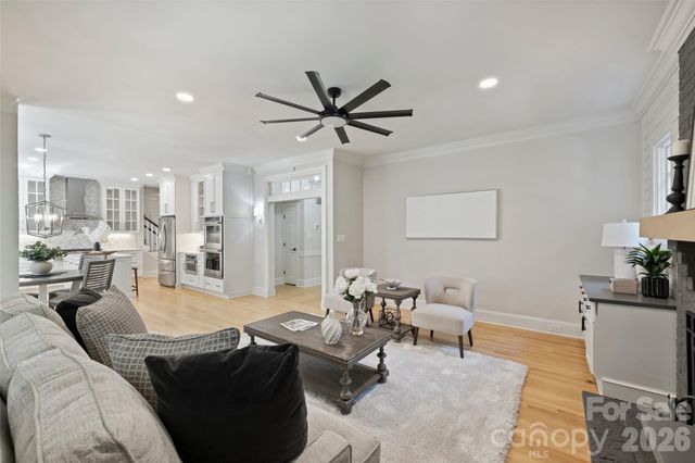 6504 Hunter Pine Lane, Charlotte, NC 28270