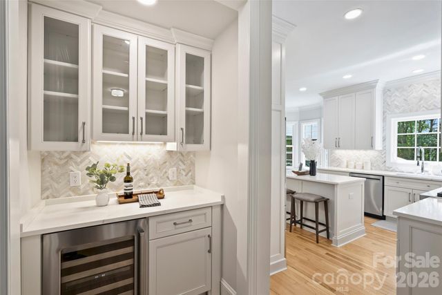 6504 Hunter Pine Lane, Charlotte, NC 28270