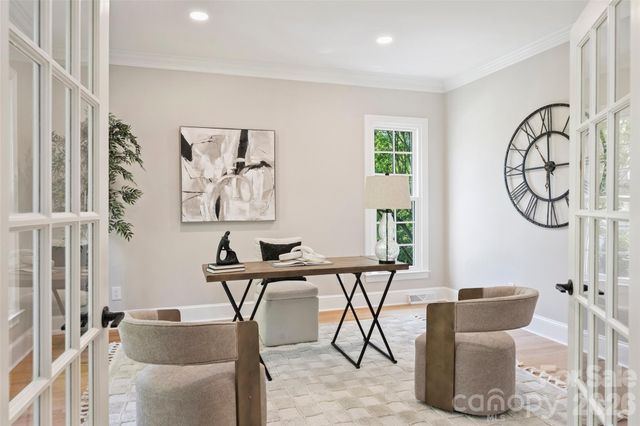 6504 Hunter Pine Lane, Charlotte, NC 28270