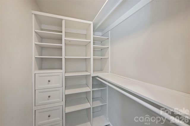 6504 Hunter Pine Lane, Charlotte, NC 28270