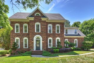 6504 Hunter Pine Lane, Charlotte, NC 28270
