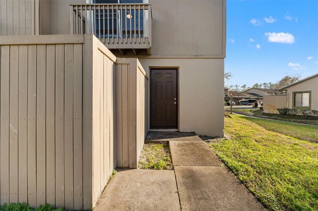 7902 CITRUS DRIVE 254, Temple Terrace, FL 33637