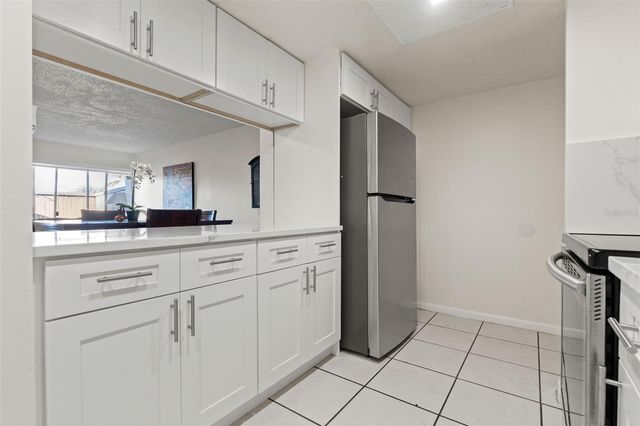 7902 CITRUS DRIVE 254, Temple Terrace, FL 33637