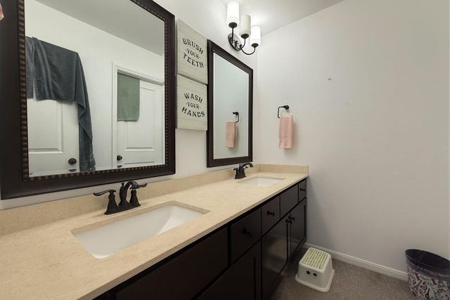 9702 Caldwell Way, Missouri City, TX 77459