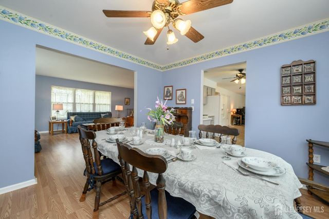 5 Clinton Court, Barnegat, NJ 08005