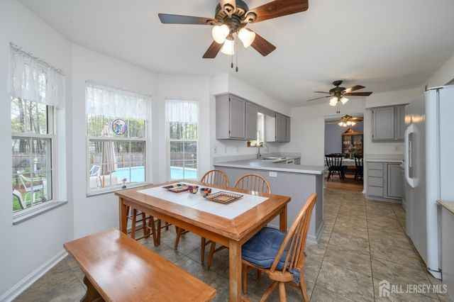5 Clinton Court, Barnegat, NJ 08005