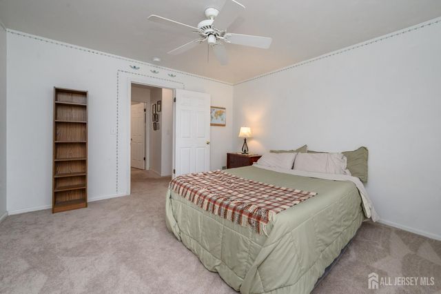 5 Clinton Court, Barnegat, NJ 08005