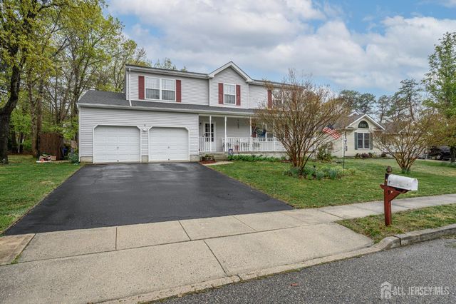 5 Clinton Court, Barnegat, NJ 08005