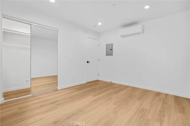 16118 Haynes Street, Van Nuys, CA 91406