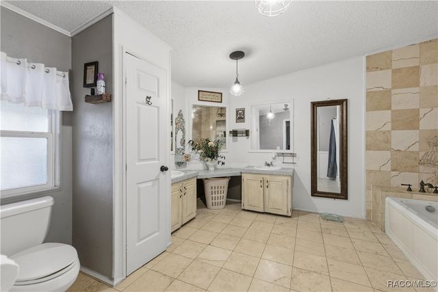 12865 E Big Buck Trail, Floral City, FL 34436