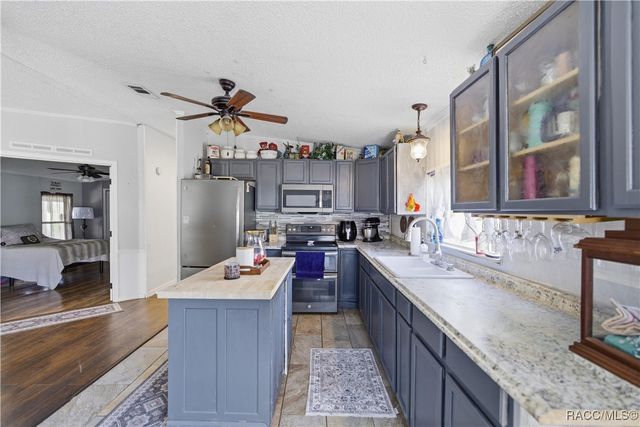 12865 E Big Buck Trail, Floral City, FL 34436