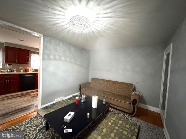 708 SELMER RD, Philadelphia, PA 19116