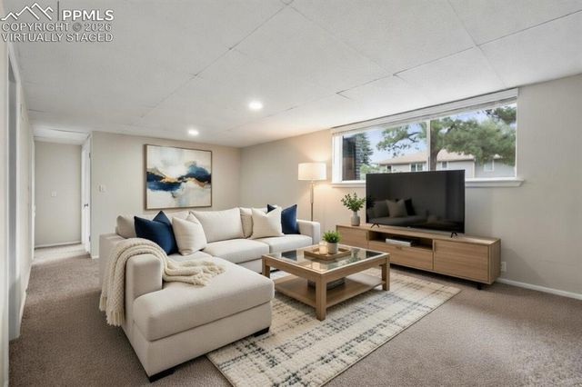 414 Laurel Street, Colorado Springs, CO 80904