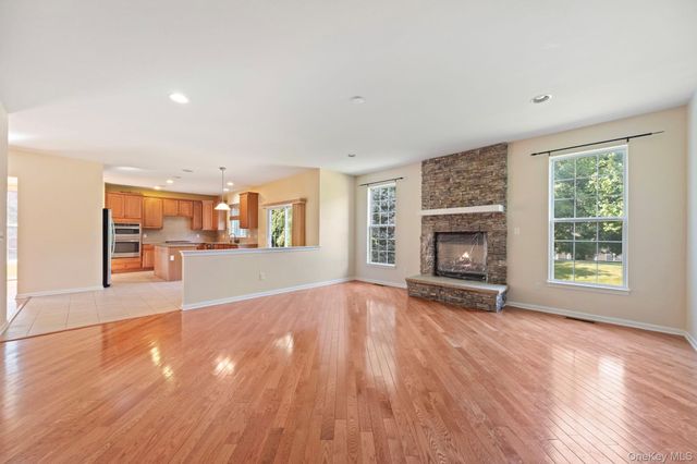 421 Vassar Place, Fishkill, NY 12524