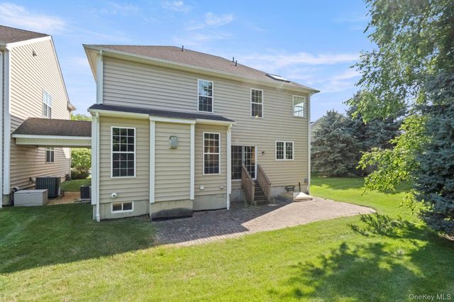 421 Vassar Place, Fishkill, NY 12524