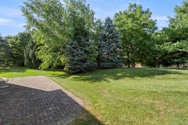 421 Vassar Place, Fishkill, NY 12524