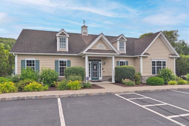 421 Vassar Place, Fishkill, NY 12524
