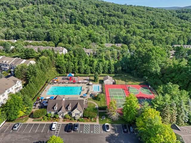 421 Vassar Place, Fishkill, NY 12524