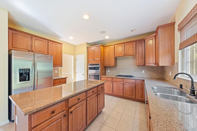 421 Vassar Place, Fishkill, NY 12524