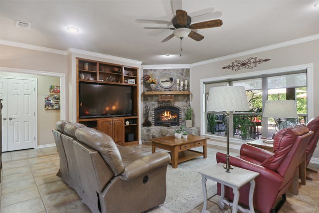 21489 Stevenson Road, Frankston, TX 75763