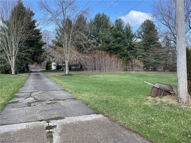 13004 Chardon Windsor Road, Chardon, OH 44024