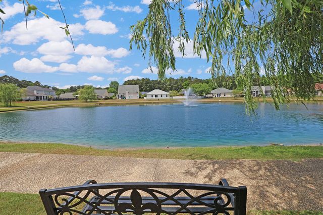 129 Rocko Dr., Myrtle Beach, SC 29579