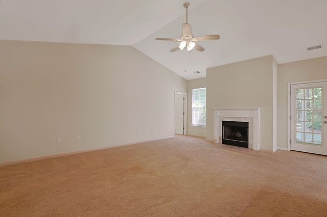 129 Rocko Dr., Myrtle Beach, SC 29579