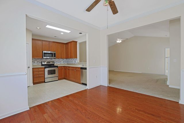 129 Rocko Dr., Myrtle Beach, SC 29579