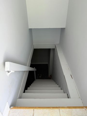 3 Elm Drive, West Hartford, CT 06110