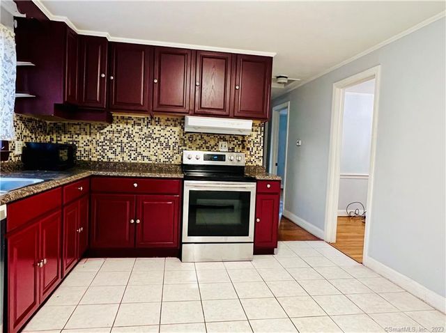 3 Elm Drive, West Hartford, CT 06110