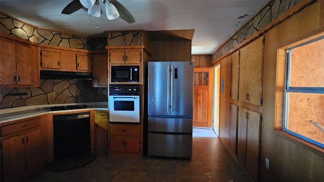 800 County Road 319, Early, TX 76802