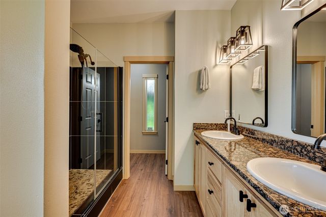 153 Glenhaven Drive, Woodland, WA 98674
