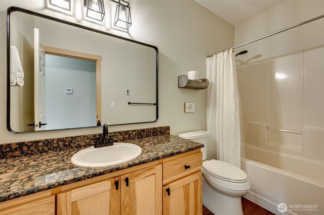 153 Glenhaven Drive, Woodland, WA 98674
