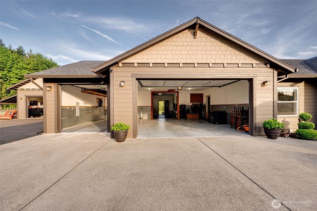153 Glenhaven Drive, Woodland, WA 98674