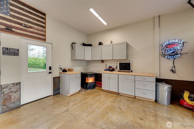 153 Glenhaven Drive, Woodland, WA 98674