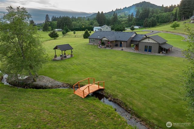 153 Glenhaven Drive, Woodland, WA 98674