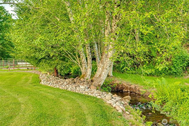 153 Glenhaven Drive, Woodland, WA 98674