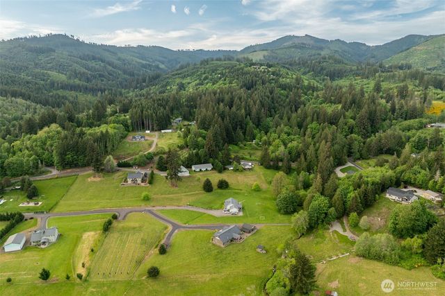 153 Glenhaven Drive, Woodland, WA 98674