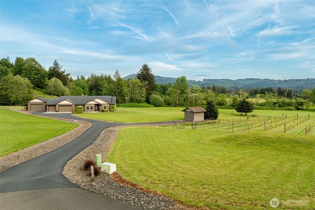 153 Glenhaven Drive, Woodland, WA 98674