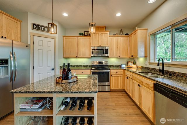 153 Glenhaven Drive, Woodland, WA 98674