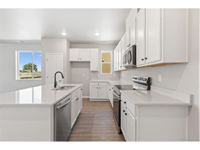 1446 Coral Pl, Longmont, CO 80504