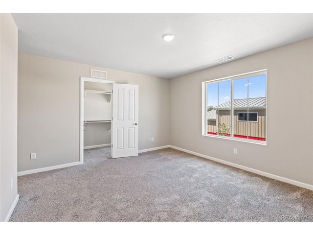 1446 Coral Pl, Longmont, CO 80504
