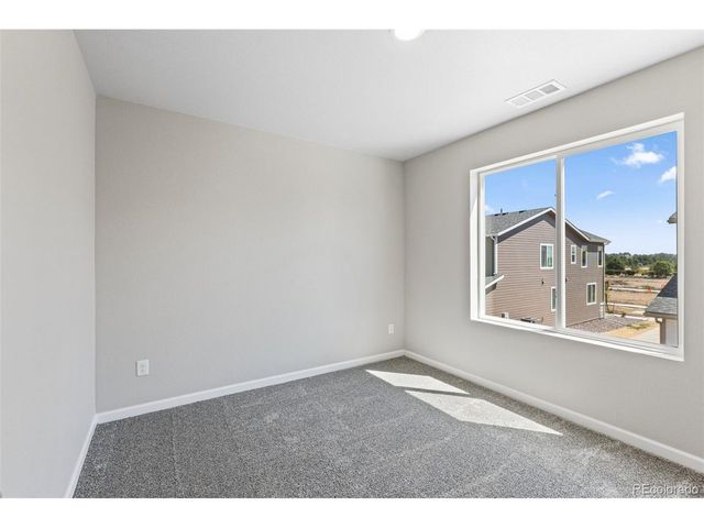 1446 Coral Pl, Longmont, CO 80504