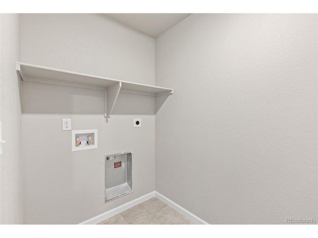 1446 Coral Pl, Longmont, CO 80504